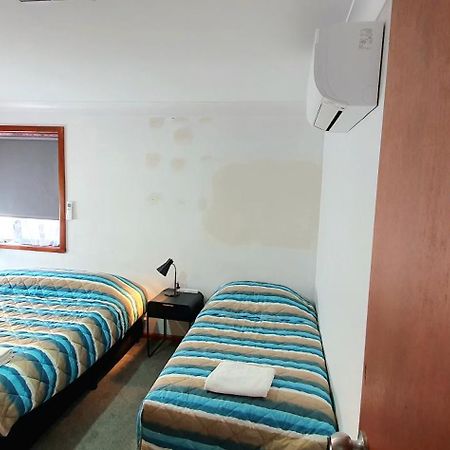 Young Goldrush Motel Exterior foto